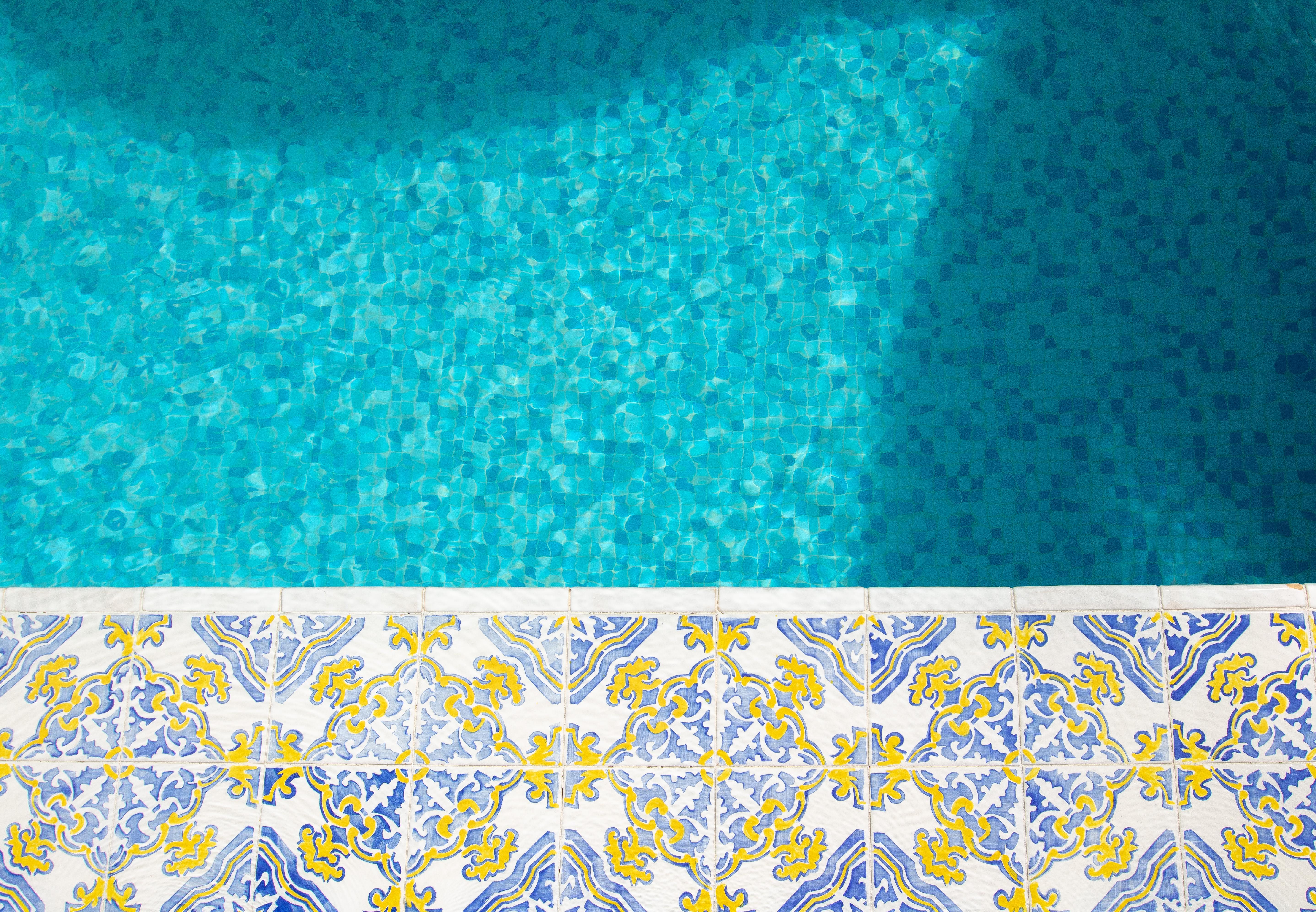 Hospes Infante Sagres Porto - Small Luxury Hotels Of The World מראה חיצוני תמונה A swimming pool in Spain